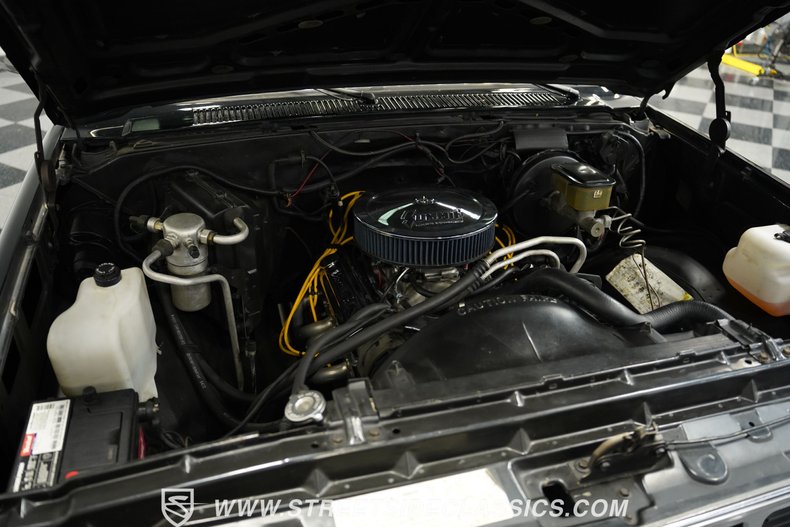 Gmc-Sierra-1986-Midnight-Black-Burgundy-7