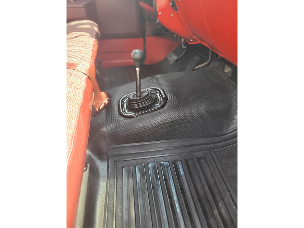 Gmc-Sierra-1989-Apple-Red-Red-23