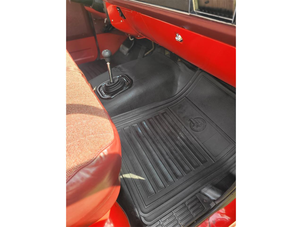 Gmc-Sierra-1989-Apple-Red-Red-24