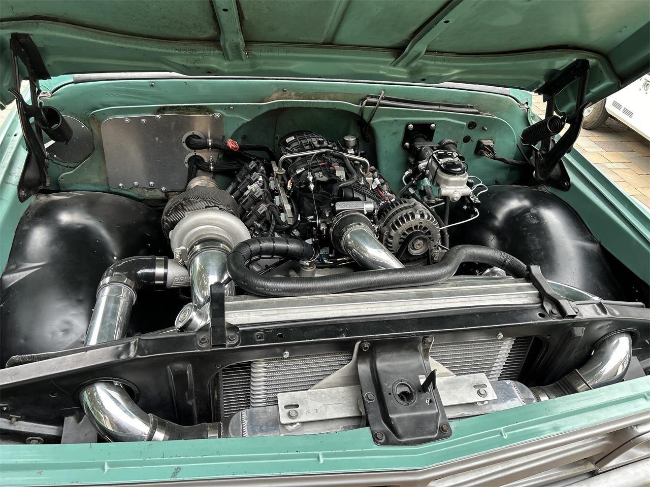 Gmc-Truck-1968-Green-Blue-5