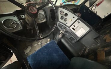 Gmc-astro-95-diesel-1979-blue-12