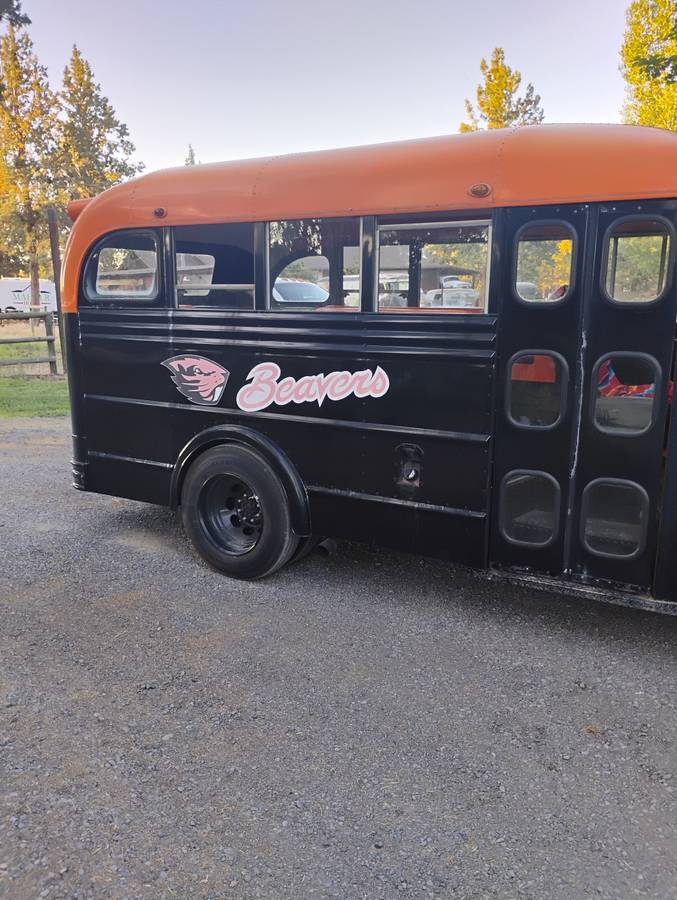Gmc-bus-1954-8
