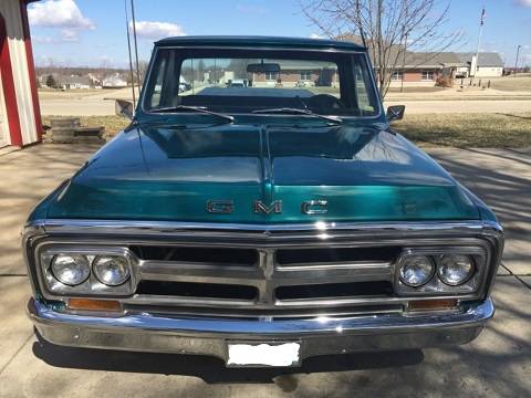 Gmc-c10-1970-custom-12