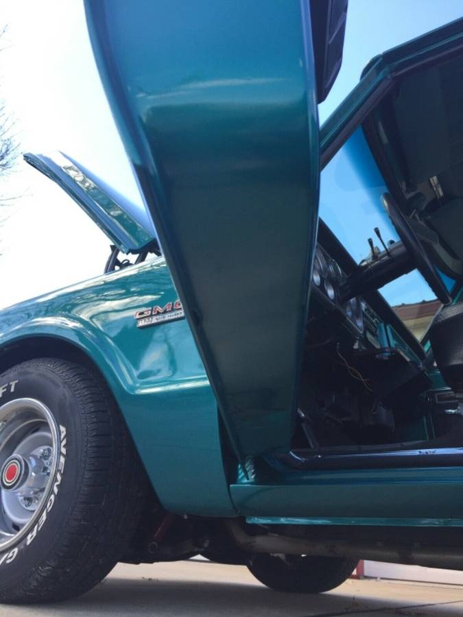 Gmc-c10-1970-custom-2