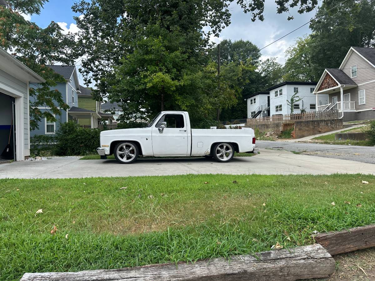 Gmc-c1500-chevy-c10-1985-white-4