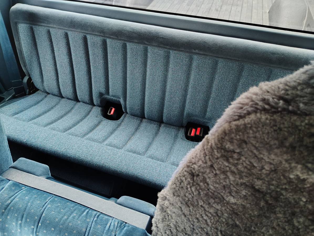Gmc-c2500-1989-blue-11