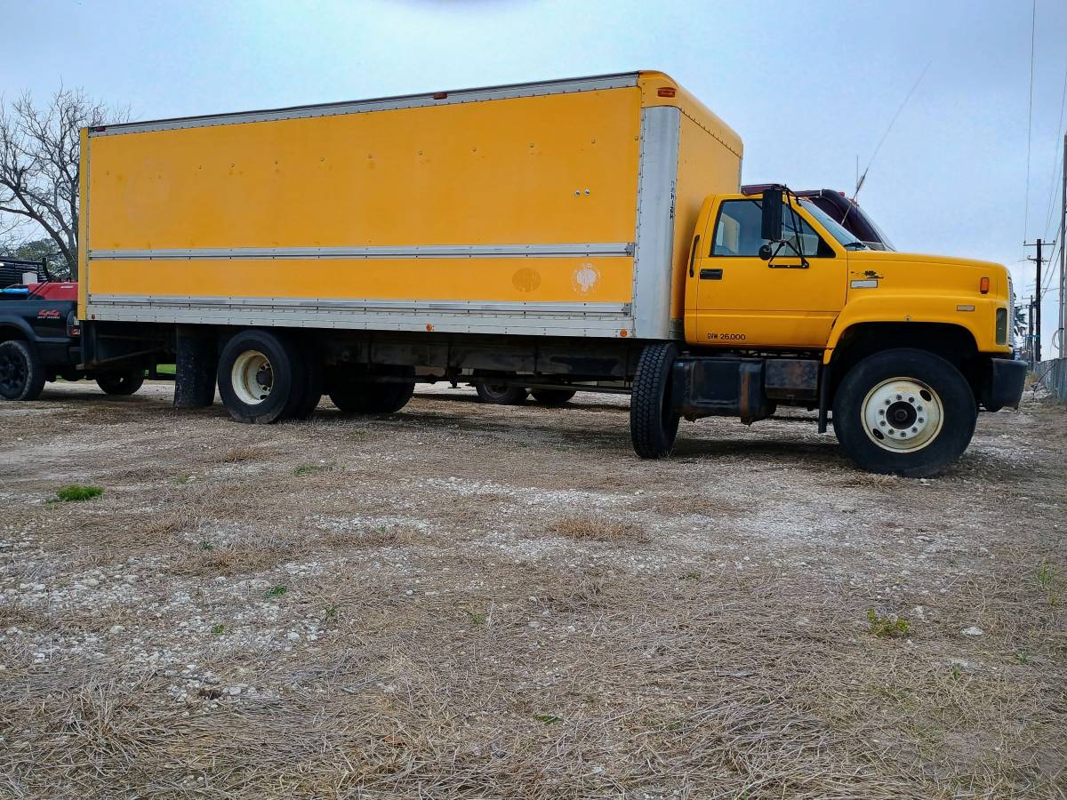 Gmc-c6500-1992-yellow