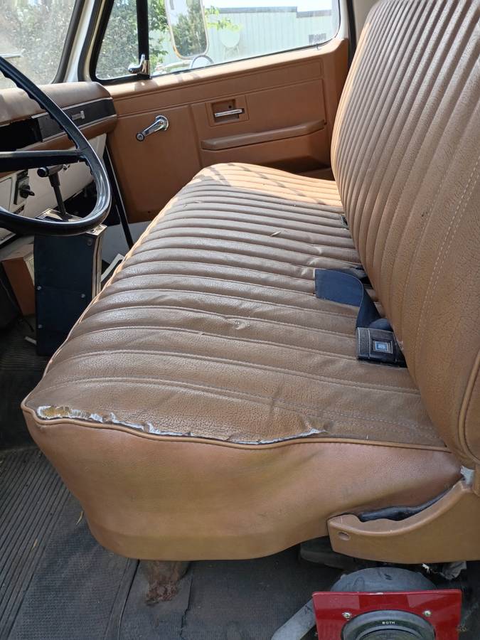 Gmc-cab-and-chasdis-1989-yellow-2