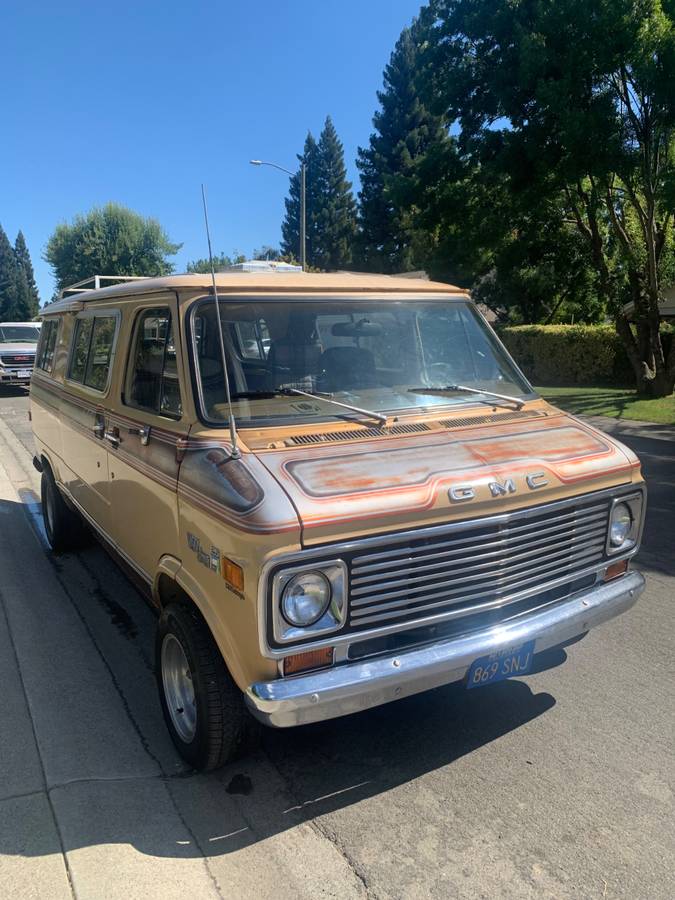 Gmc-chevrolet-van-1977-brown-3