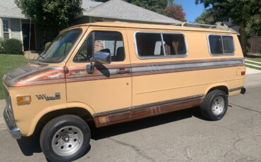 Gmc-chevrolet-van-1977-brown-4