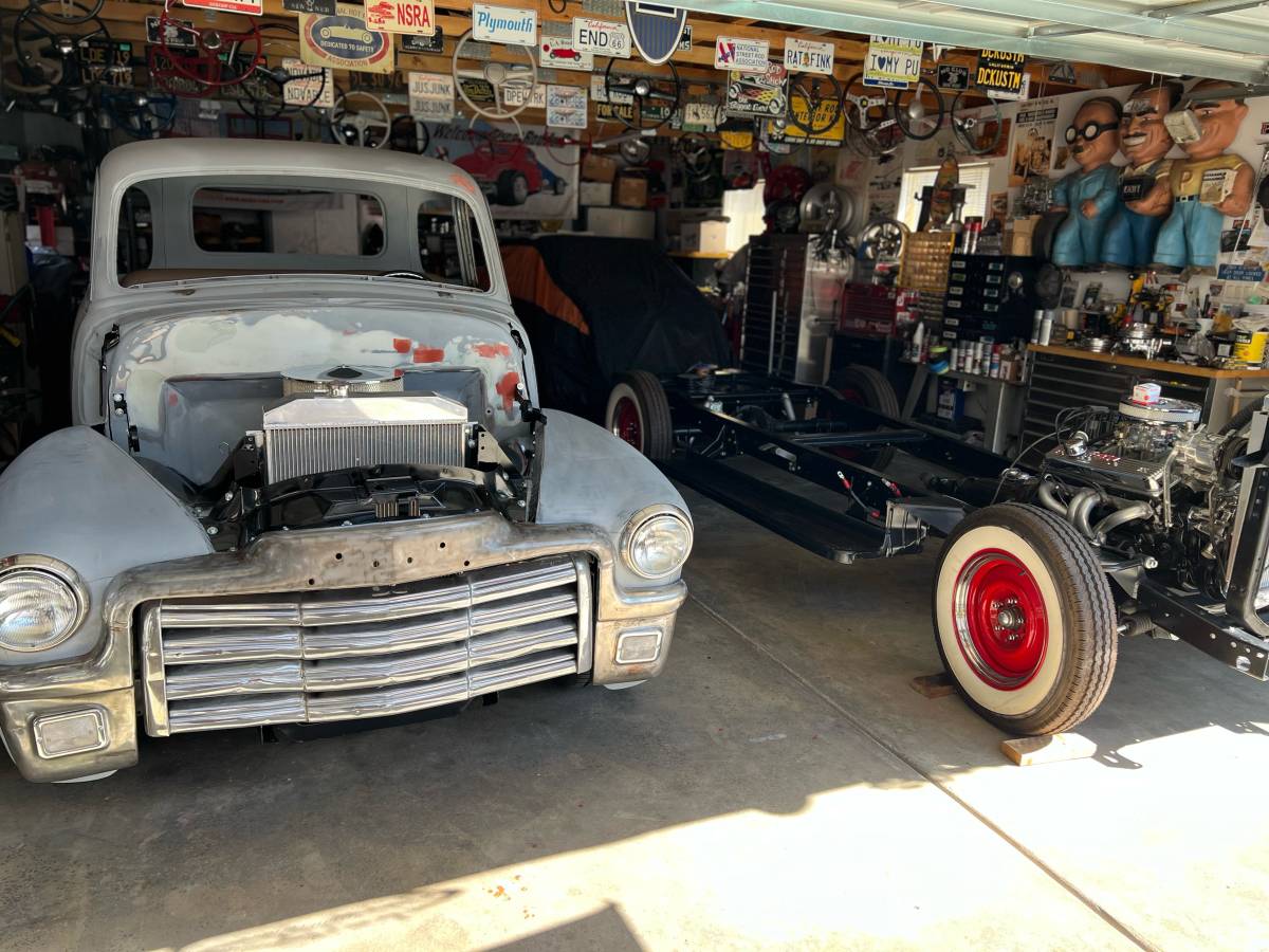 Gmc-chevy-1954-black-2