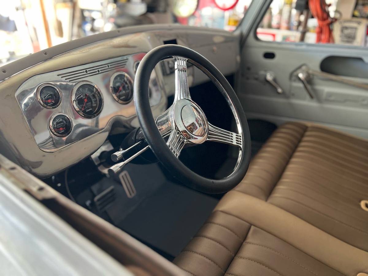 Gmc-chevy-1954-black-23