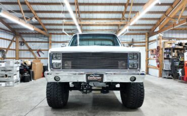 Gmc-ck-1500-1982-white-11