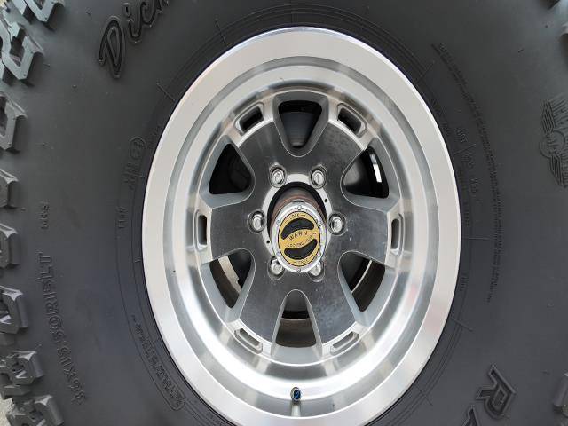Gmc-ck-1500-1982-white-13