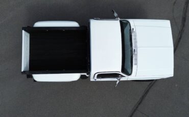 Gmc-ck-1500-1982-white-17