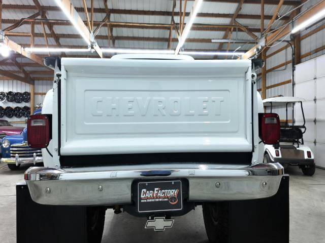 Gmc-ck-1500-1982-white-19