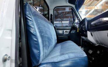 Gmc-ck-1500-1982-white-20