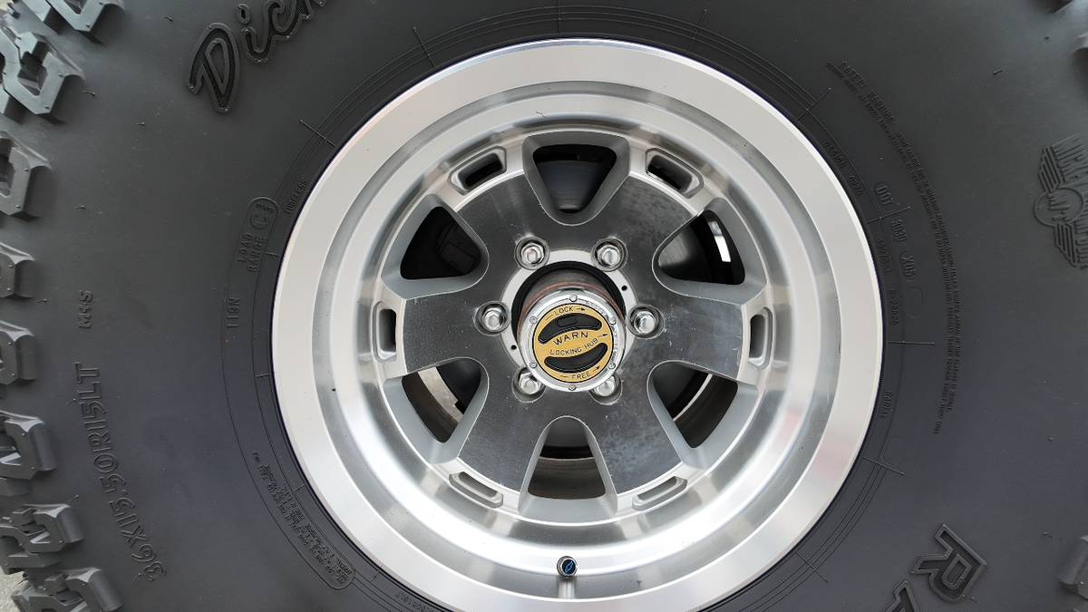 Gmc-ck-1500-1982-white-5