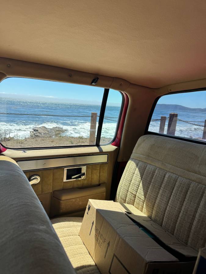Gmc-ck-pickup-1-ton-1982-red-11