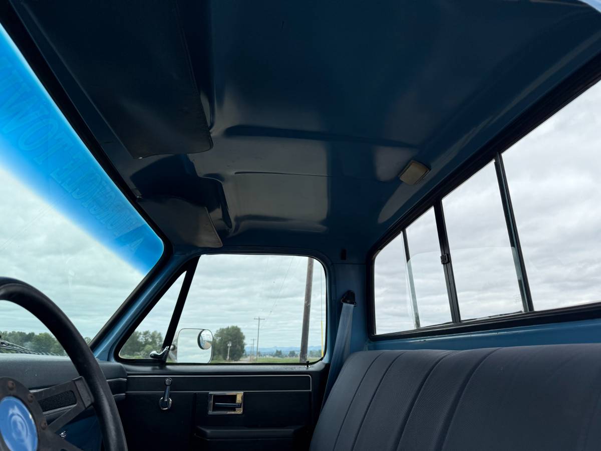 Gmc-ck-pickup-12-ton-1984-blue-18