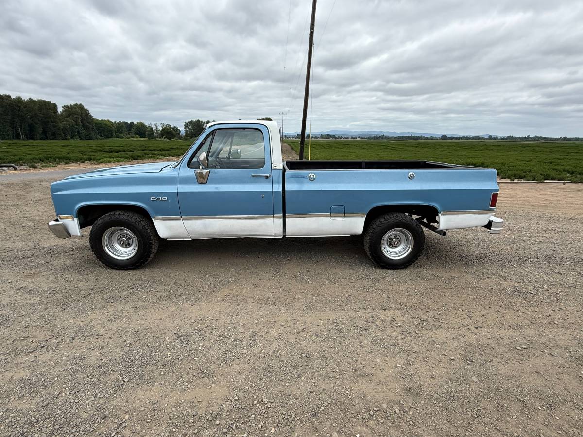 Gmc-ck-pickup-12-ton-1984-blue-9