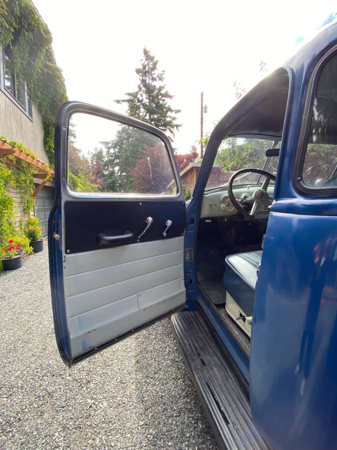 Gmc-fc152-34-ton-truck-1949-blue-1