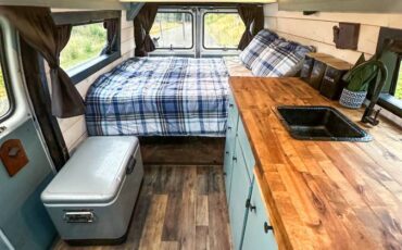 Gmc-g2500-vandura-1992-white-21