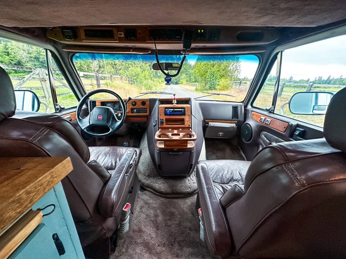 Gmc-g2500-vandura-1992-white-8