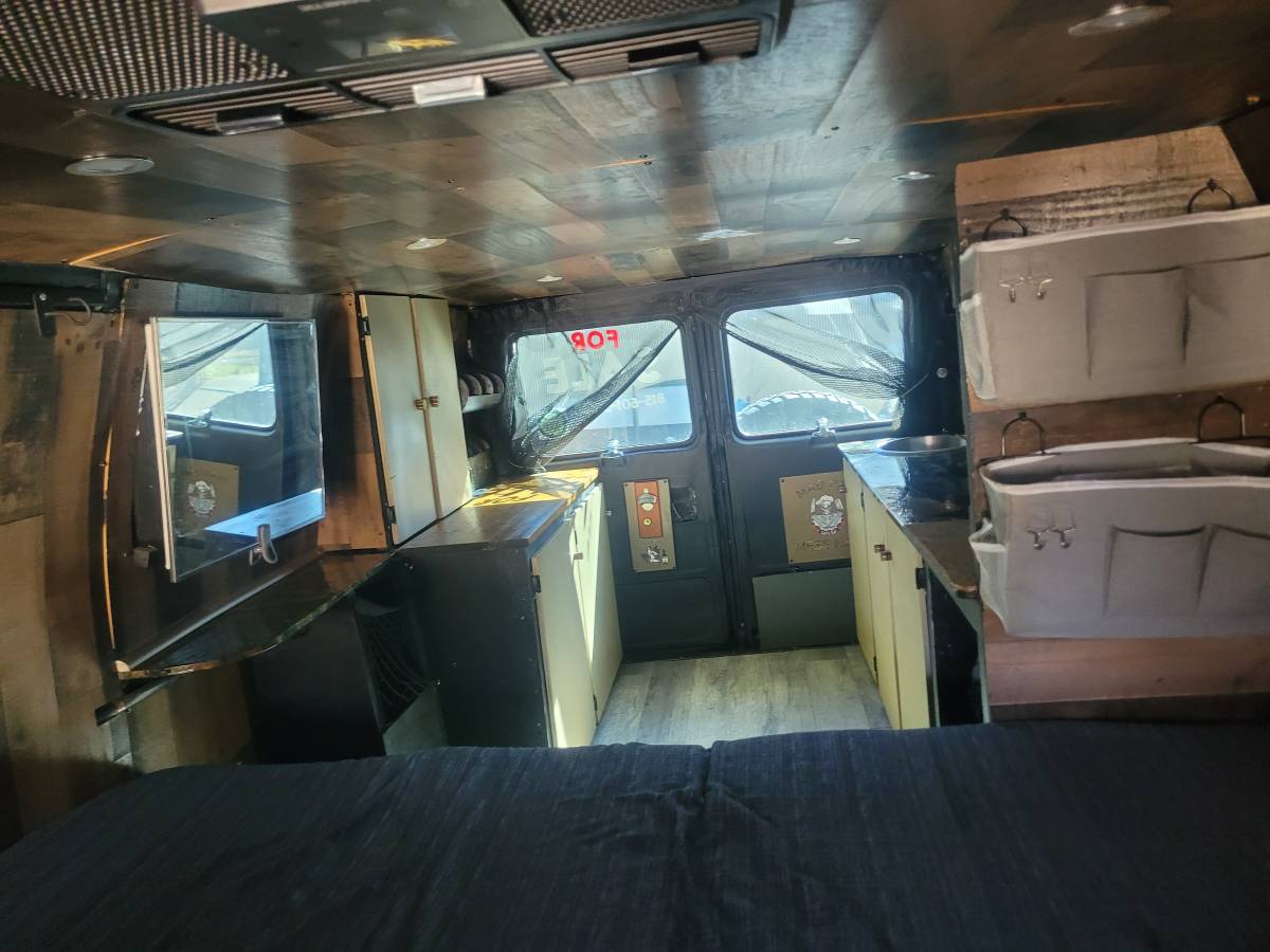 Gmc-g3500-1987-green-5