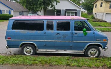 Gmc-grand-rally-wagon-1989-blue-2