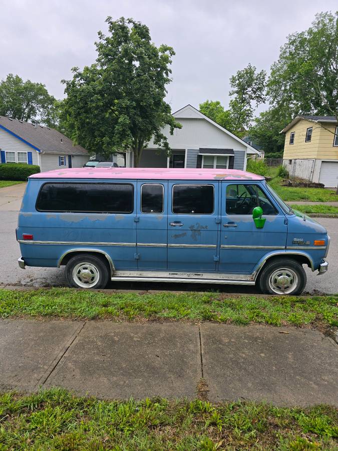 Gmc-grand-rally-wagon-1989-blue-2