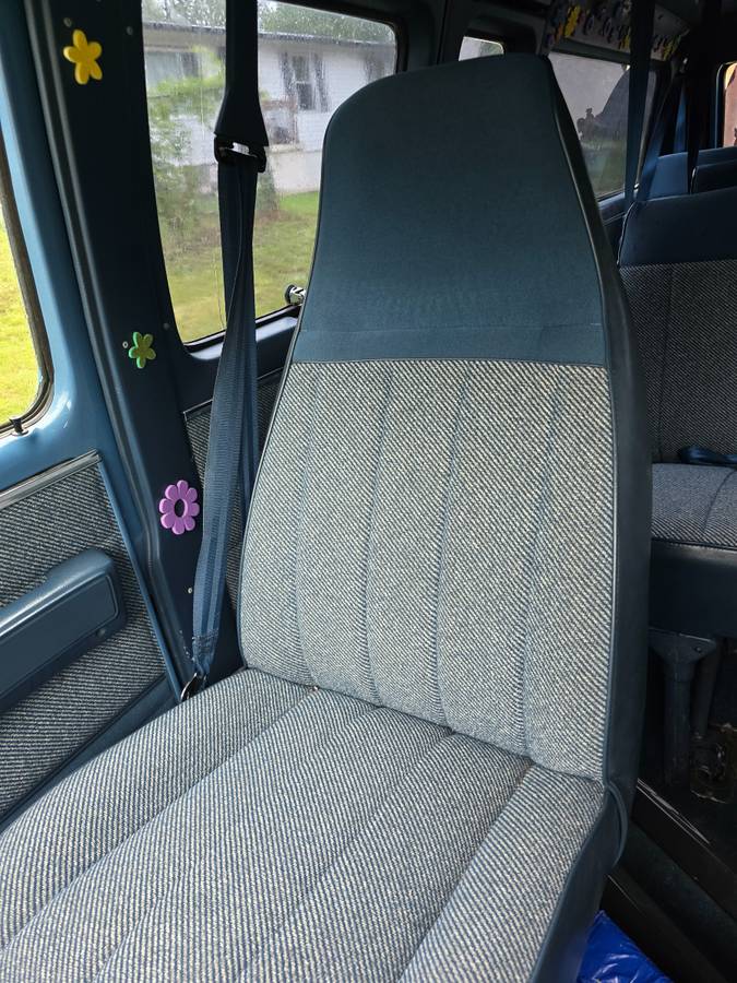 Gmc-grand-rally-wagon-1989-blue-7
