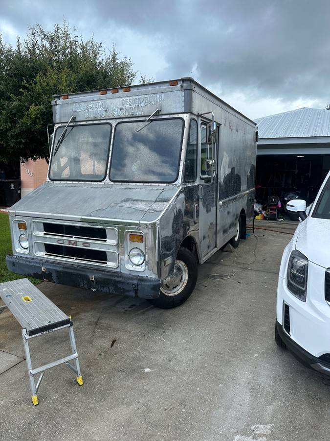Gmc-great-value-van-1983