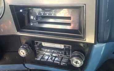 Gmc-high-sierra-k2500-1985-blue-12
