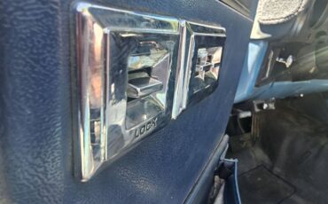 Gmc-high-sierra-k2500-1985-blue-6