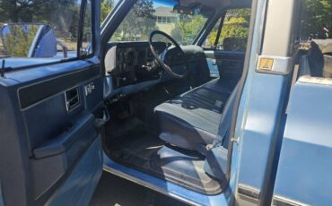 Gmc-high-sierra-k2500-1985-blue-9