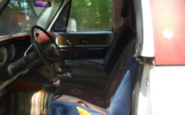 Gmc-jimmy-1975-red-7