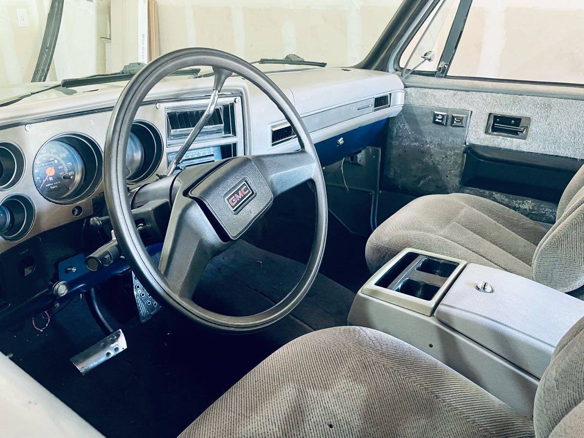 Gmc-jimmy-1983-4