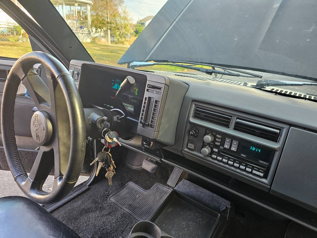 Gmc-jimmy-1993-black-17