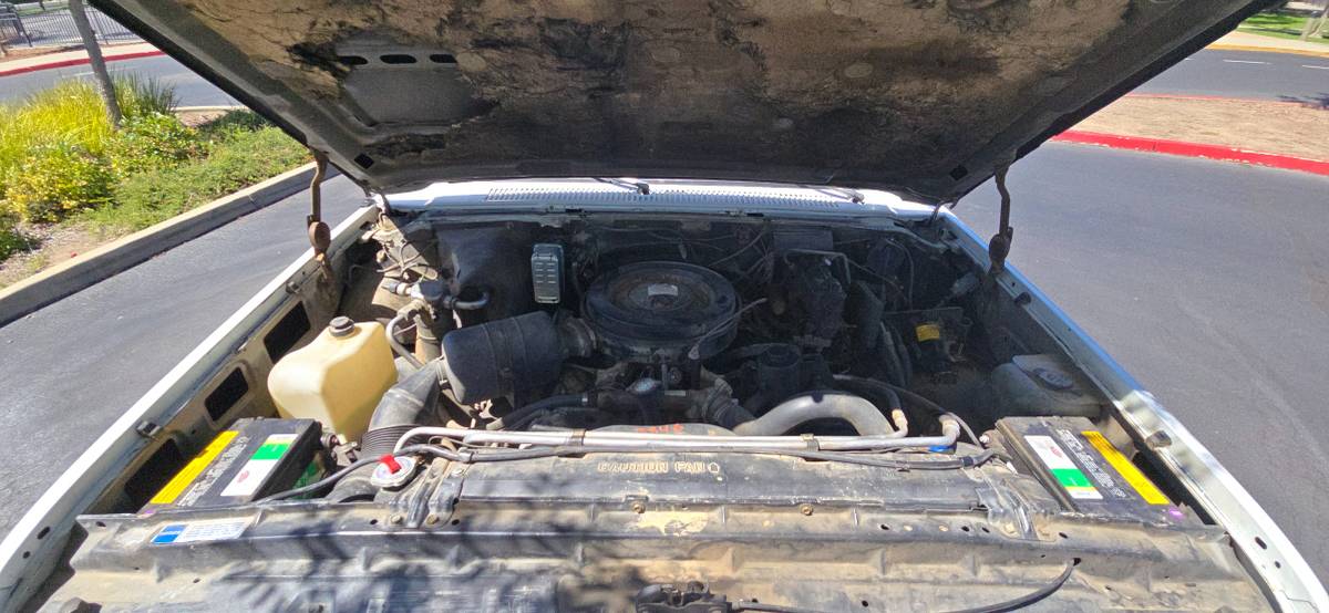 Gmc-jimmy-s1500-diesel-1990-white-12