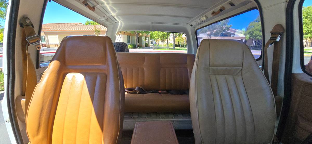 Gmc-jimmy-s1500-diesel-1990-white-5