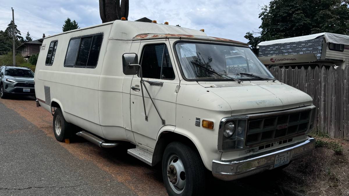 Gmc-jimmy-van-coach.-1979-1