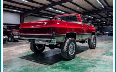 Gmc-k10-1976-silver-18