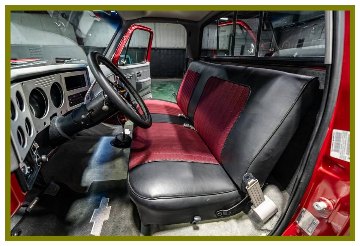 Gmc-k10-1976-silver-23