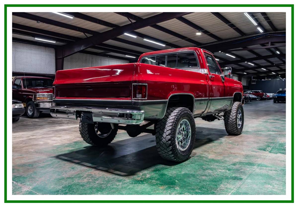 Gmc-k10-1976-silver-39