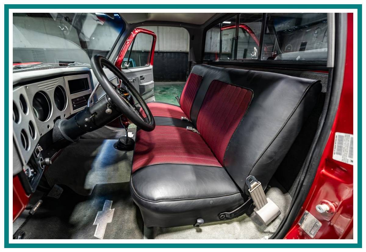Gmc-k10-1976-silver-44