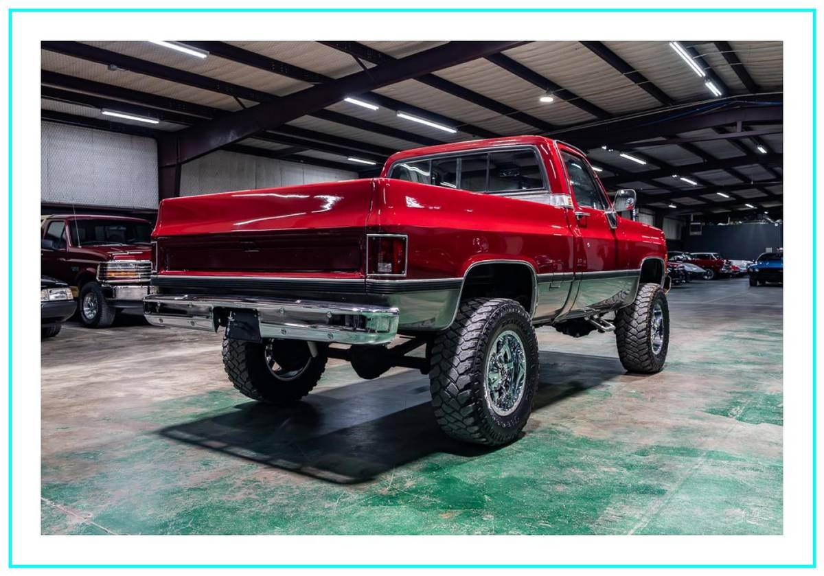 Gmc-k10-1976-silver-45