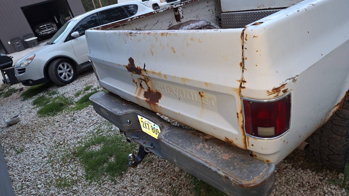 Gmc-k10-1985-white-5