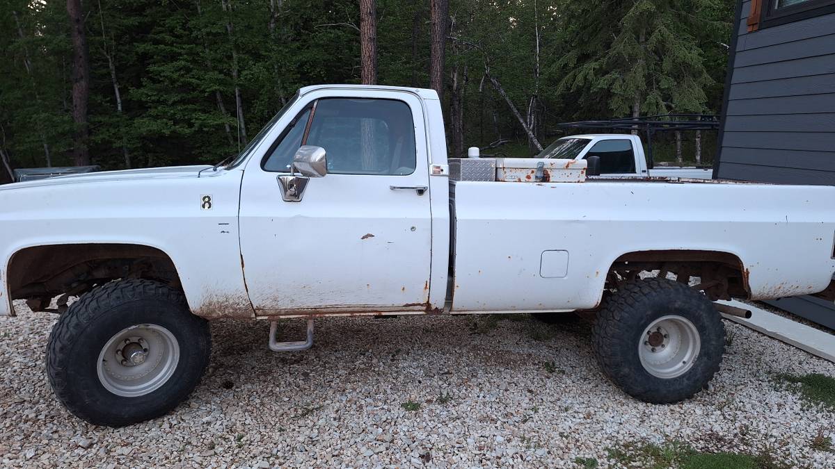 Gmc-k10-1985-white-8