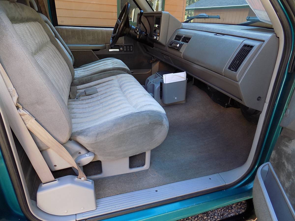 Gmc-k1500-sle-1993-green-14